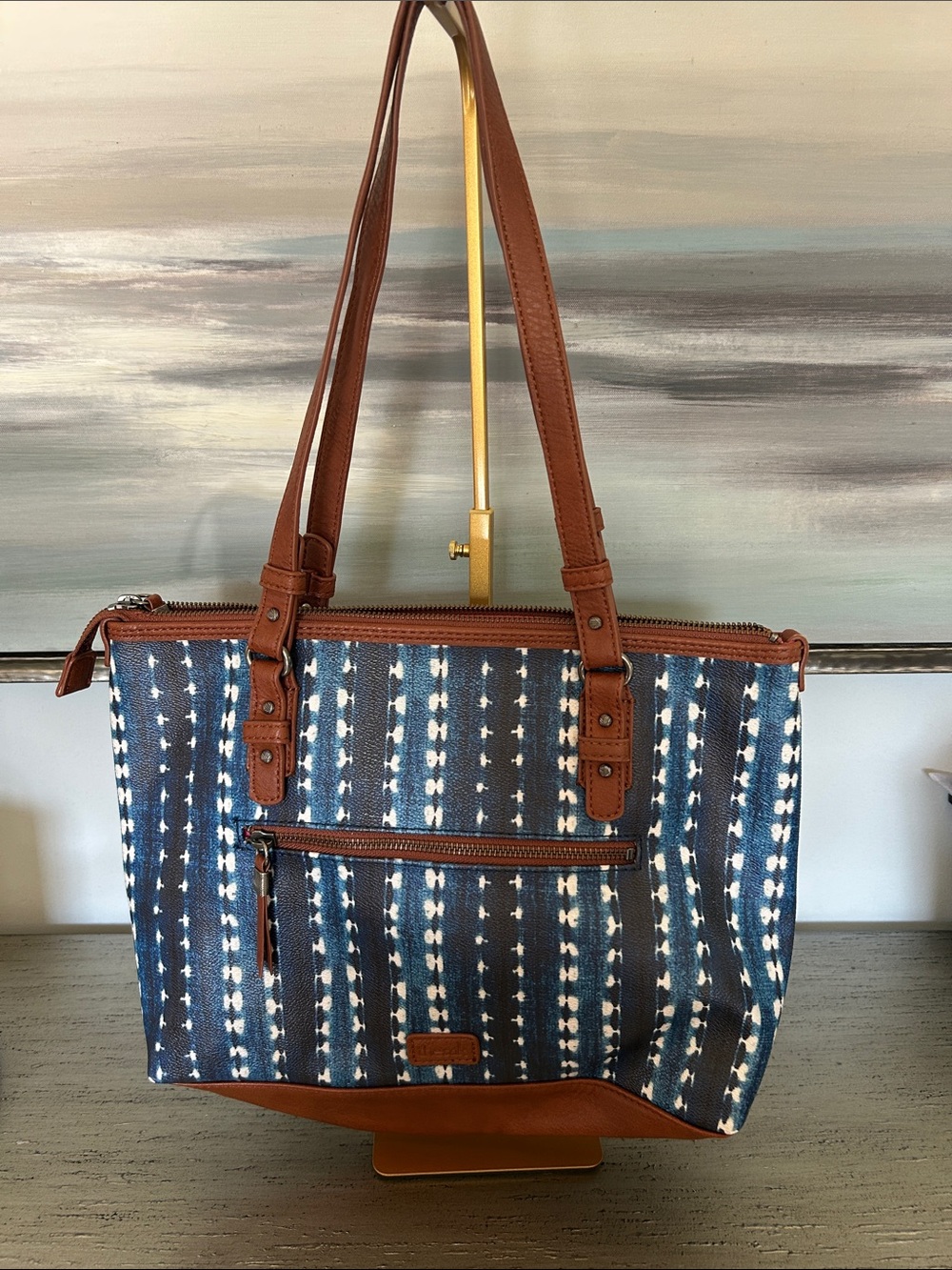 The Sak Happy and Free Tote LIKE NEW ZERO CALLOUTS